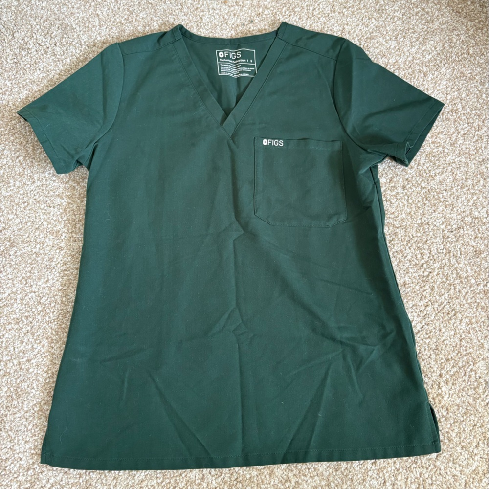 FIGS Green One Pocket Scrub Top